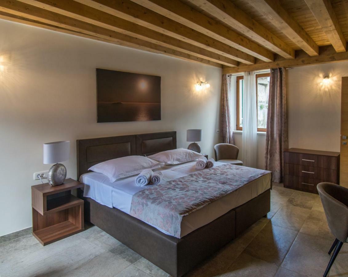Jr Luxury Guesthouse2 Split Exterior foto